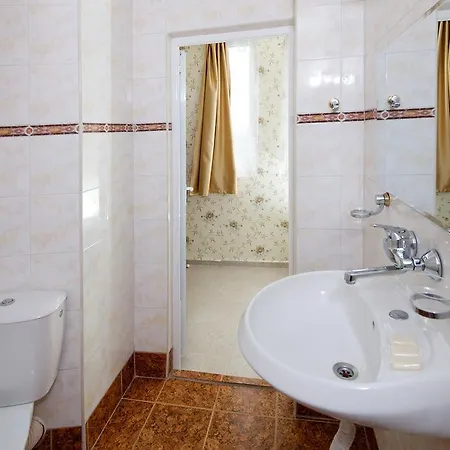 Hotel Yantra 3*