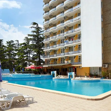 Yantra Hotel