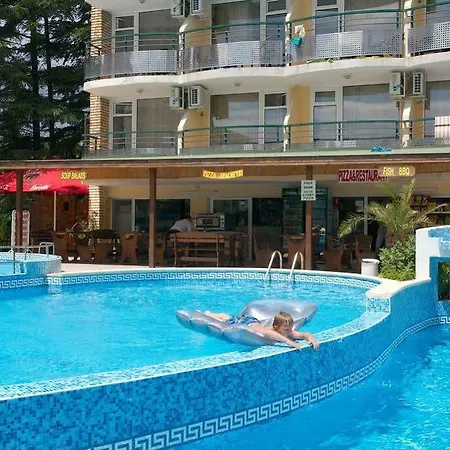 Хотел янтра 3*